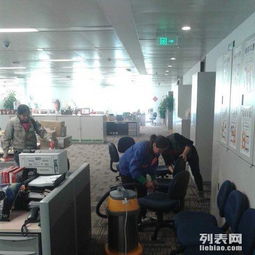 专业保洁二十年，信赖之选 开荒保洁、商务办公、工厂学校等全方位服务与咨询